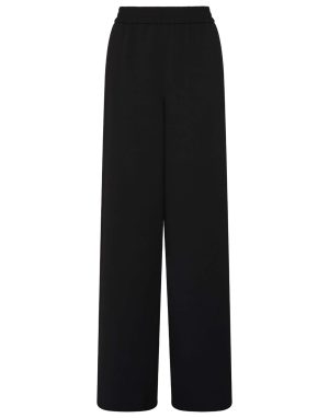 <b>MARELLA ★ FW25</b><br/>STILLA 02